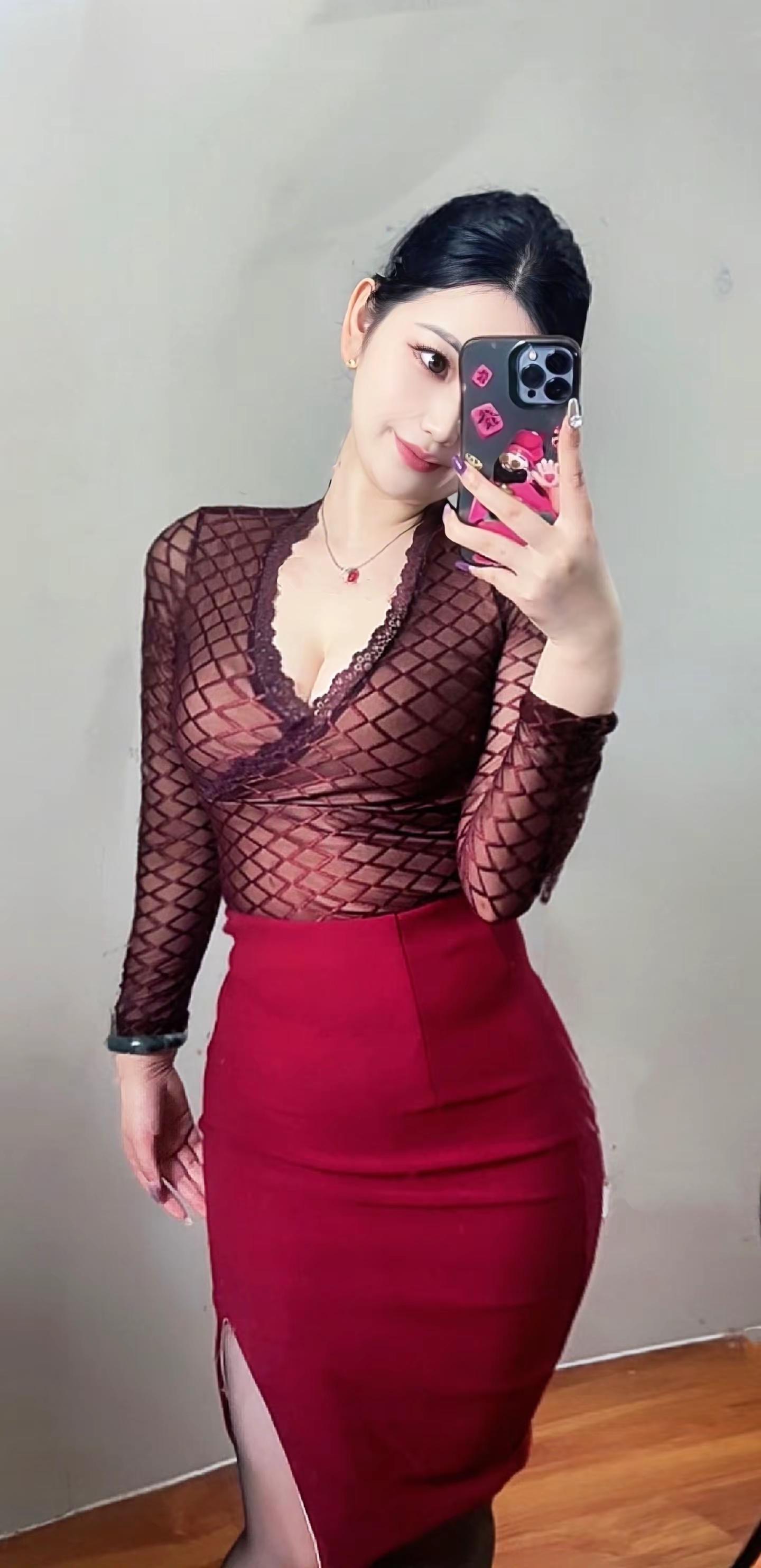 都喜欢厚黑 我们黑丝又有什么错呢