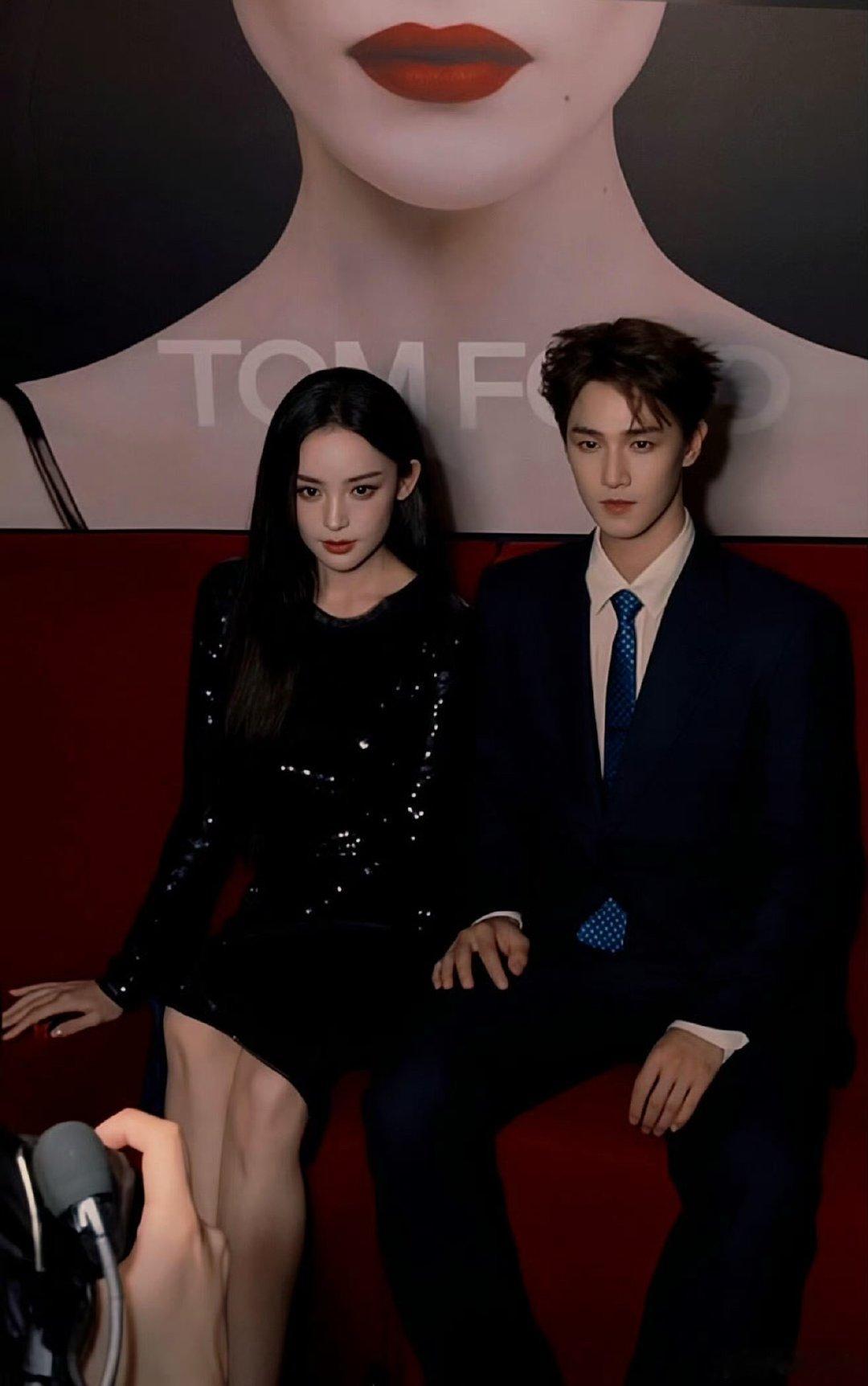 李昀锐娜扎这张好有氛围感
豪门小少爷和他的女王姐姐🖤
#李昀锐徐若晗池昌旭同框# ​