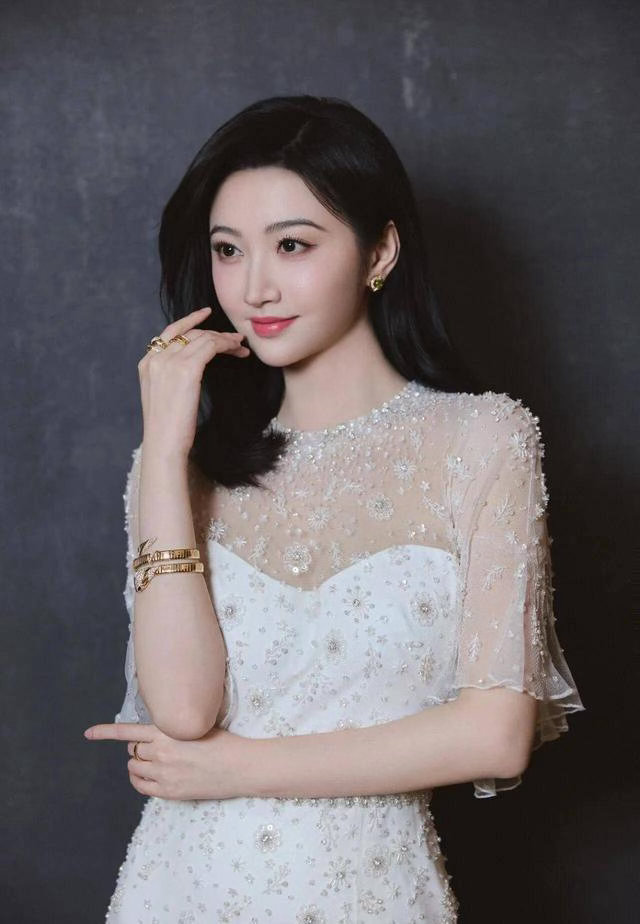孙宇晨这回也惨遭反噬，曾颖使出的这一招，居然让他尝到了同款切肤之痛 ​