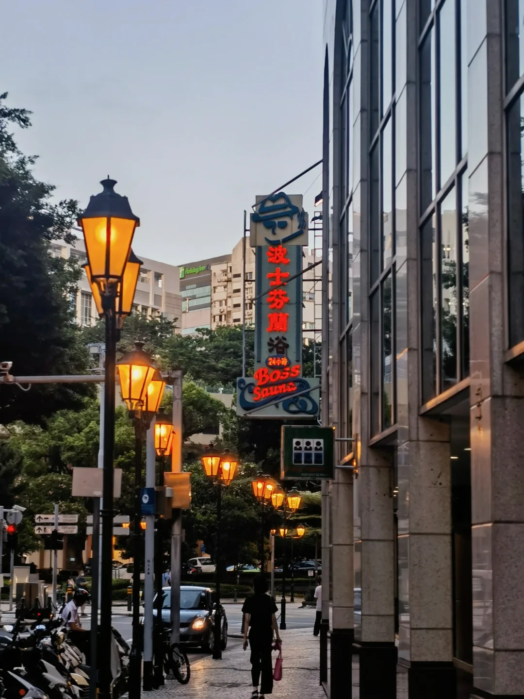 澳门分开旅行，老公找到了自己的秘密基地