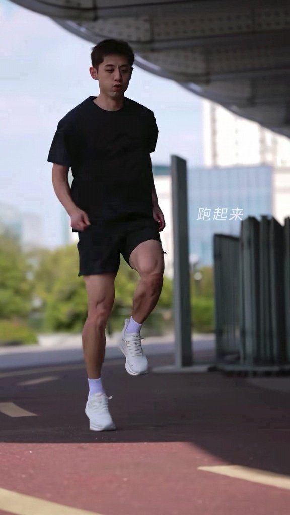 #张继科[超话]# 正减肥呢晚饭端这个给我吃这不胡闹嘛[流鼻血][流鼻血][流鼻血] ​