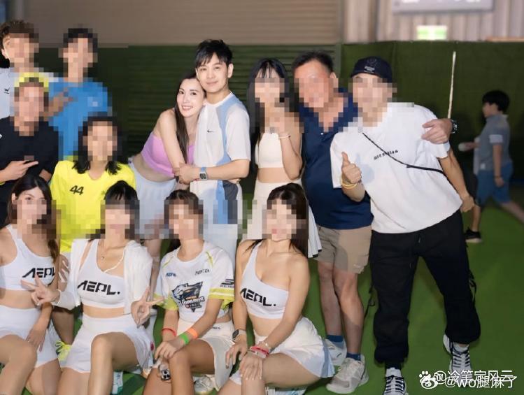 林志颖52岁生日全家福，揽妻入镜，17岁儿子球技帅气 ​