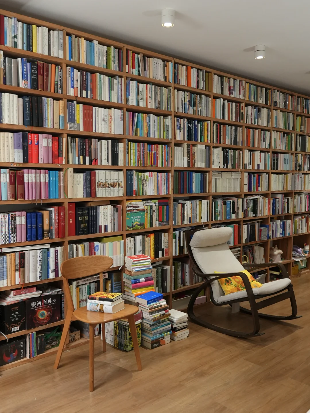 我家徒四壁，只有3000本书