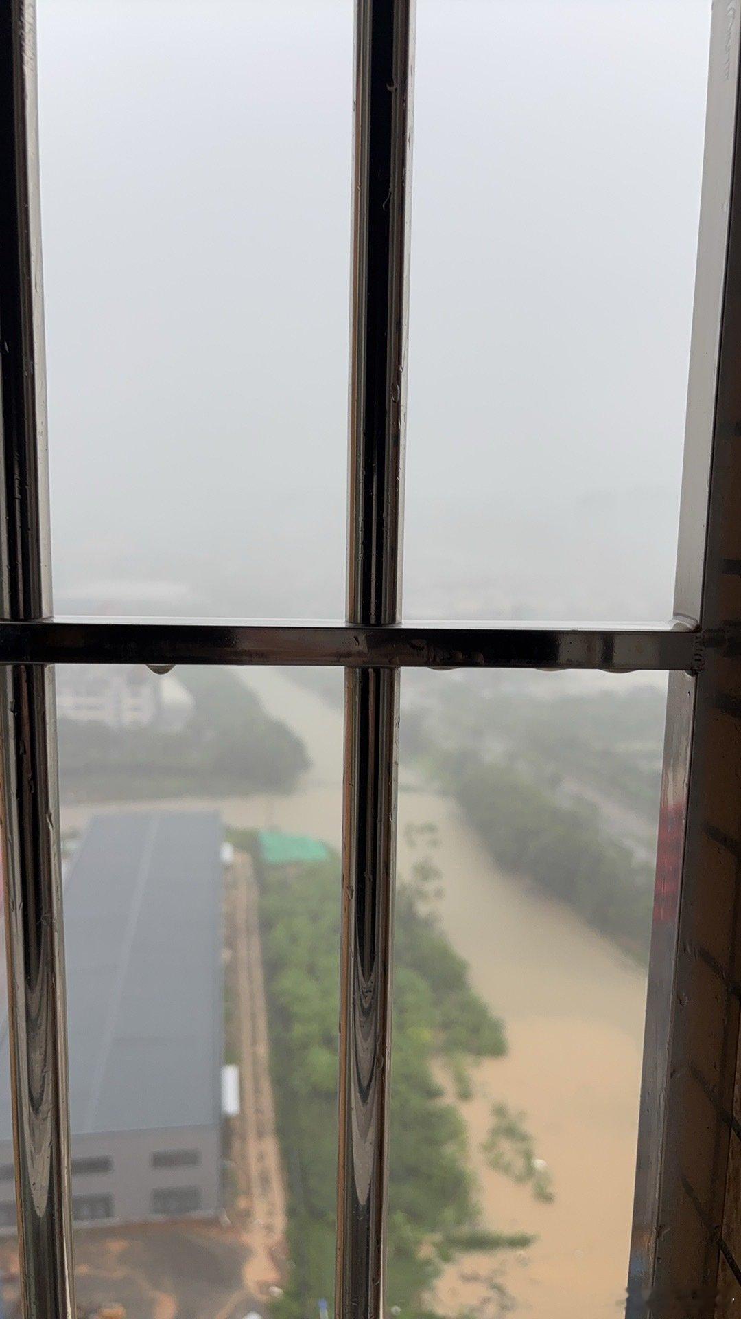 #福建莆田因强降雨有人员失联#雨别下了 ​
