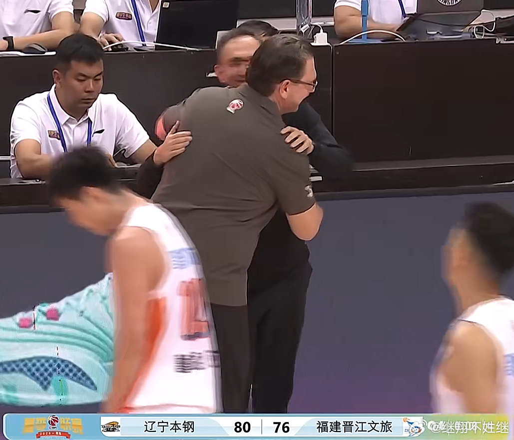 #CBA夏季联赛##辽宁本钢vs福建晋江文旅#  首场夏季联赛 #辽宁男篮# 80：76战胜对手 取得开门红 明天上午11点 将迎来夏联的第二对手 #山东高速# 也是#王岚嵚#转会之后第一次面对#辽宁男篮#的前队友们 ​