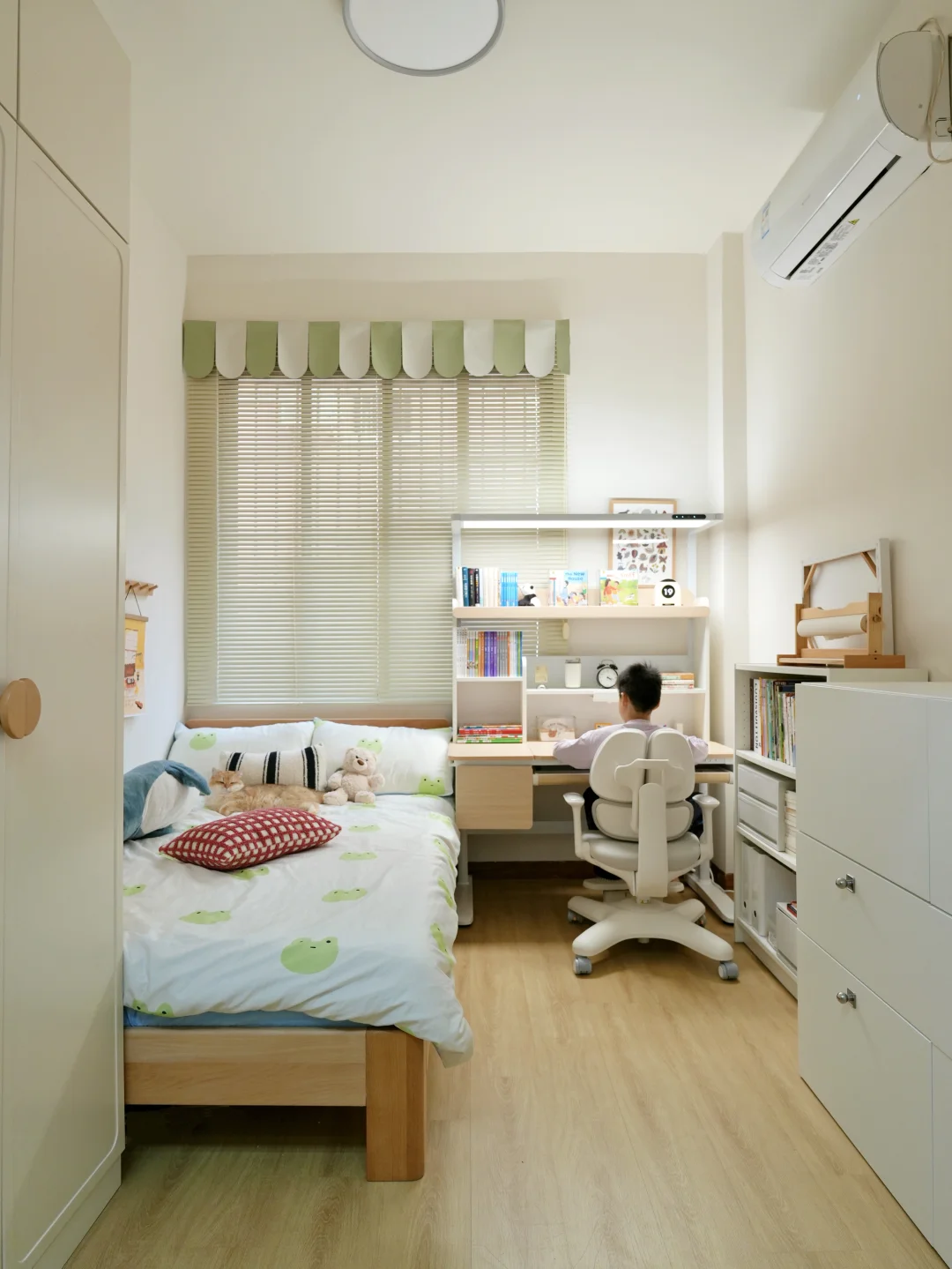 8平儿童房越住越大！睡眠学习收纳一步到位！