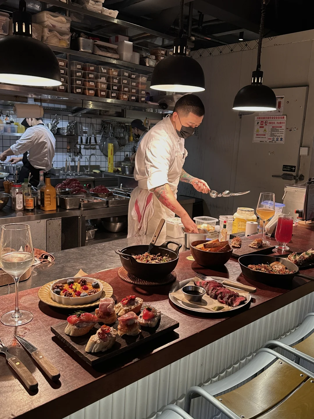 杭州大兜路！！！可以呆一晚上的小馆