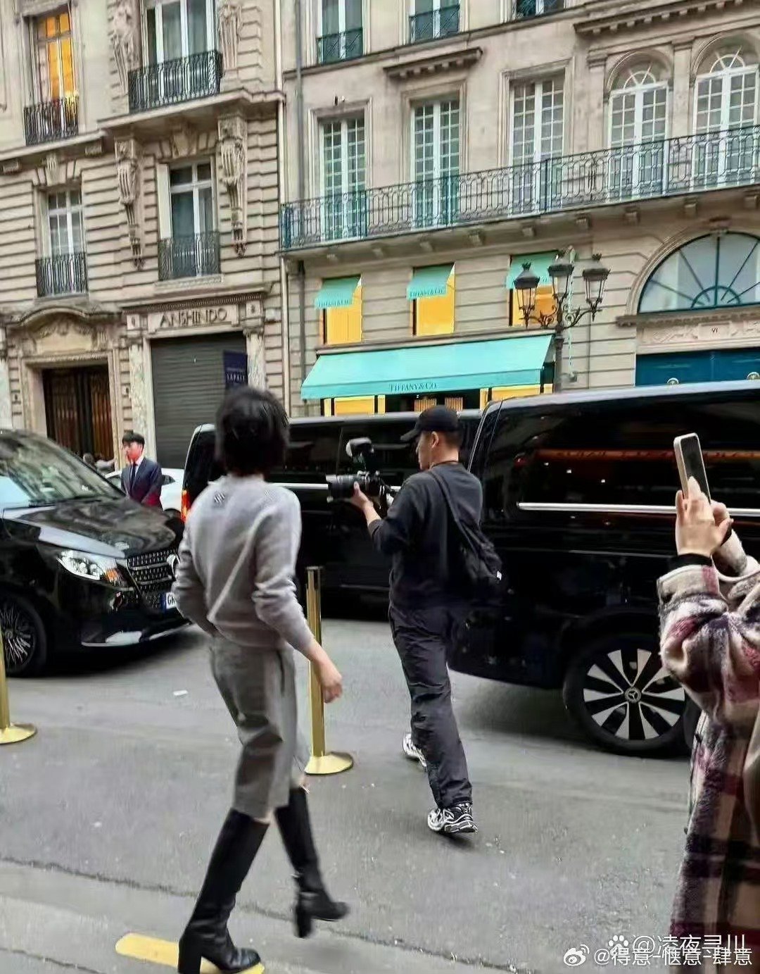 窦靖童这⁠‌身材，跟王菲简直‍一‎个模子刻出来的，太像‏‍了。 ​