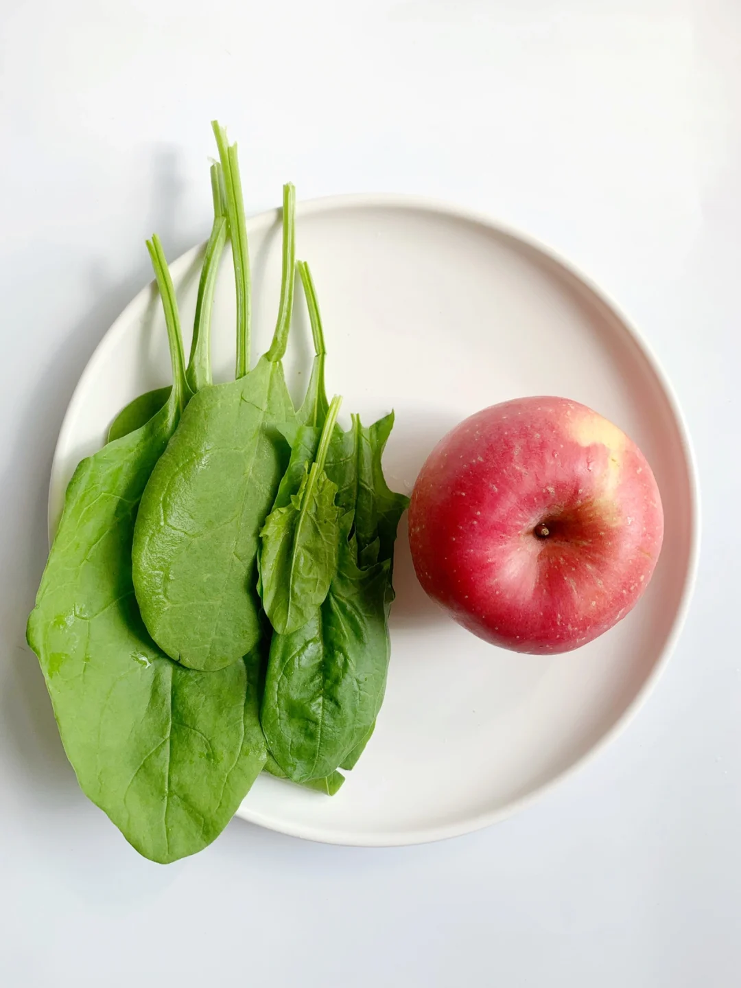 苹果和菠菜这样做❗️宝宝一口一个吃不够