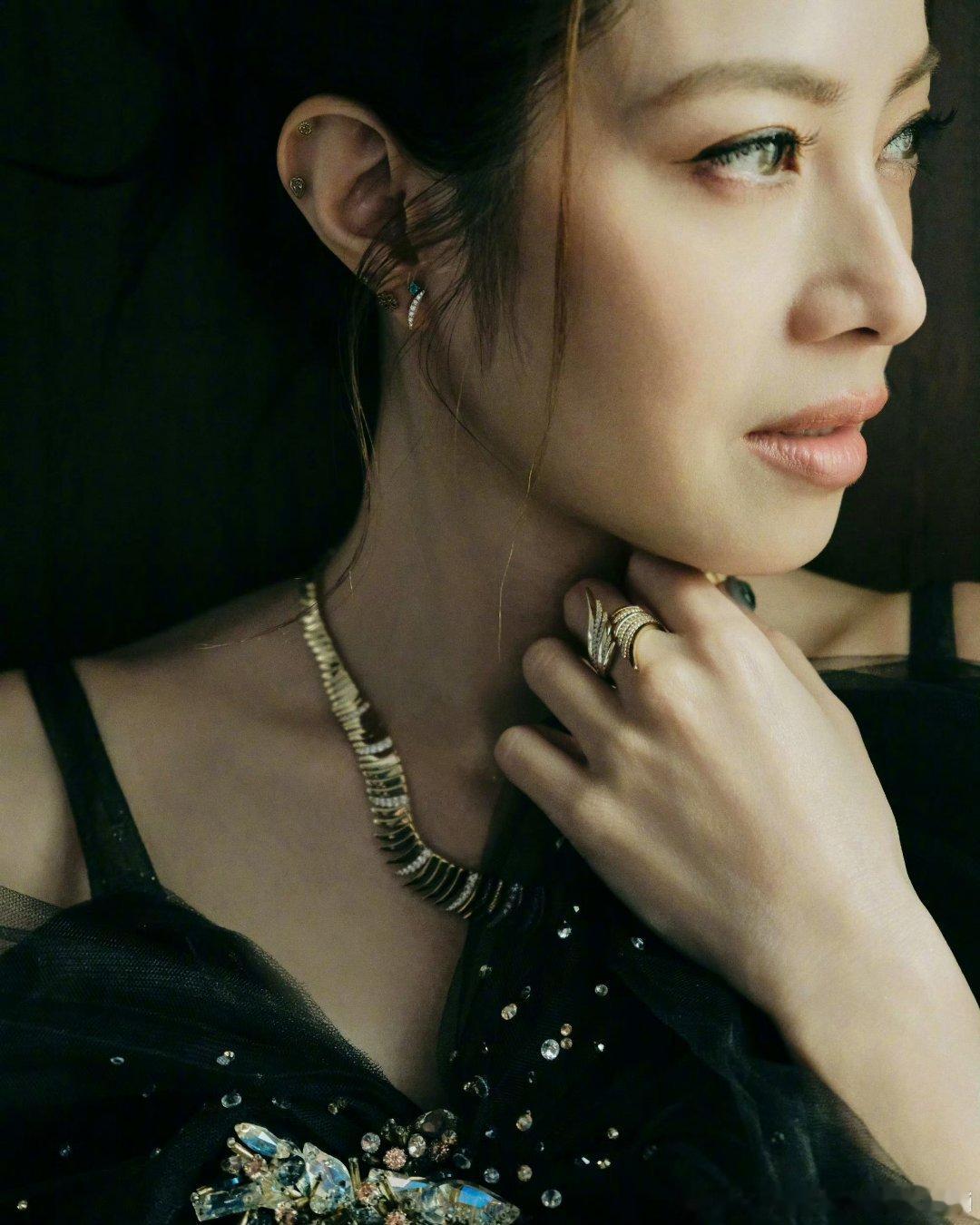 #徐怀钰范玮琪梁咏琪保质期真长#美美哒~ ​