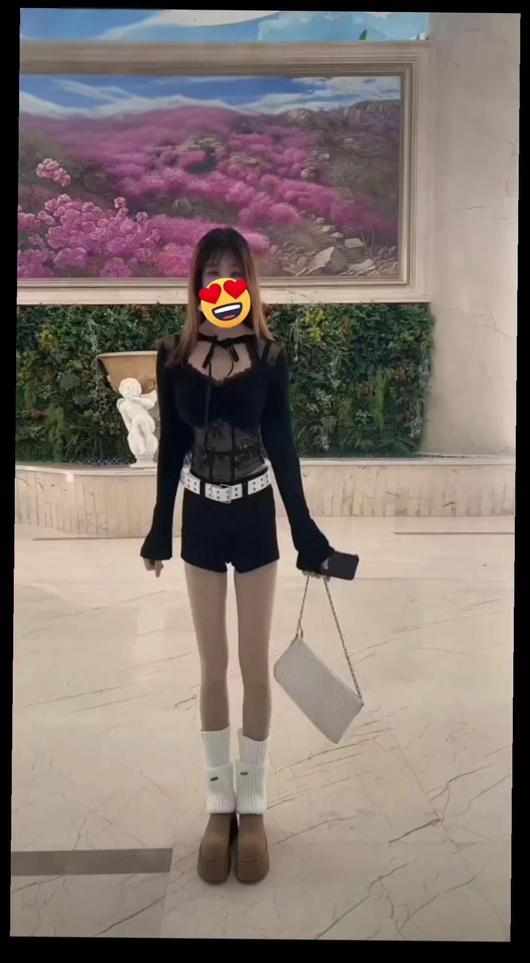 <p>学姐 <!--{img:0}--></p><img src="h...