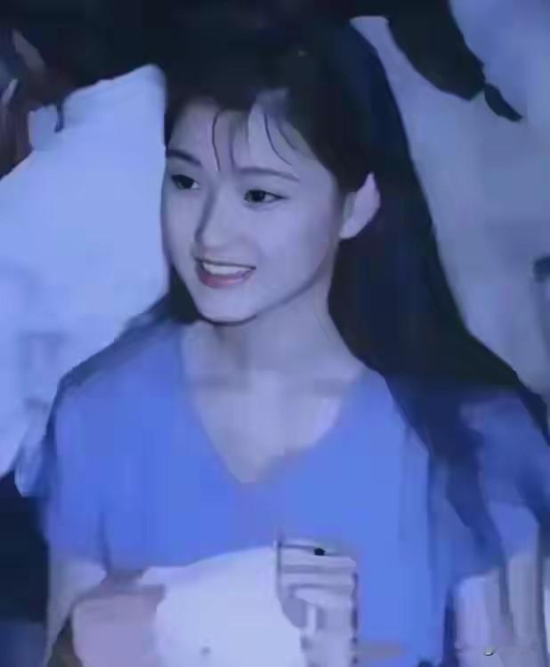 看到有人说，宋祖英近照，不是因美人迟暮，而是眼里没了，曾经的甜与纯。 ...