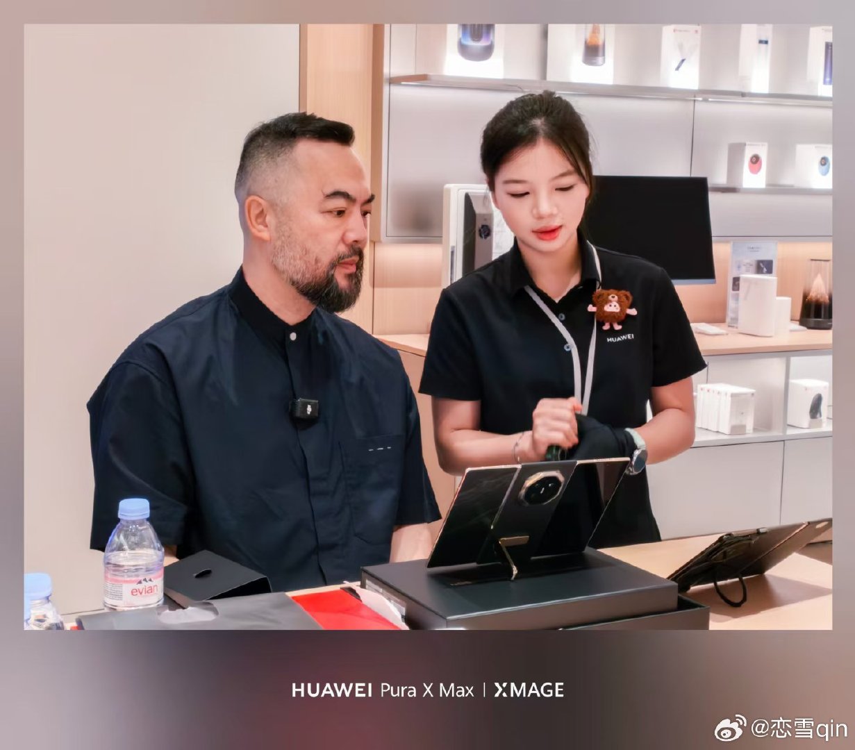 当友商还在磕折痕的时候，华子三折叠已经出到第三代了#广州有钱人今天都在抢什么##华为MateXT2# ​