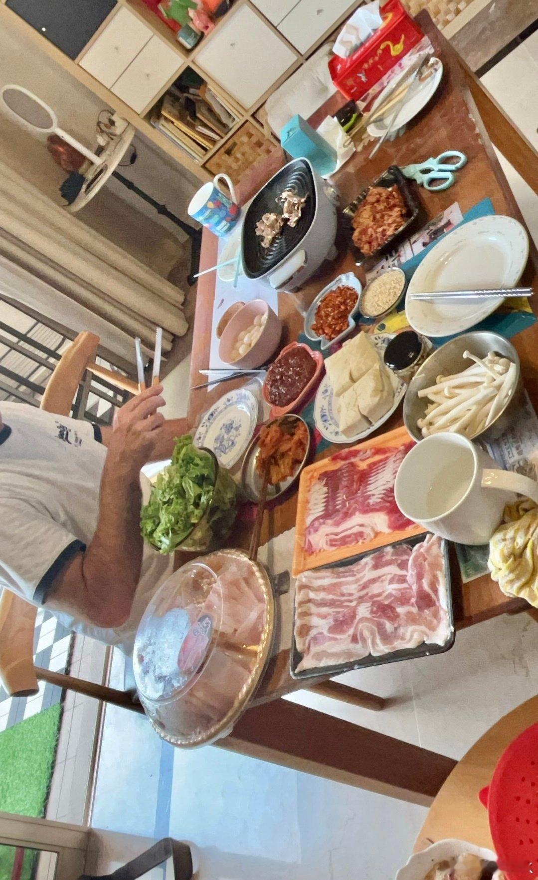 食飽飽🦐🐮🐷煲咗2部戲🎦[yeah]
MOD：The moon（2023 🇰🇷）
              韓戰1994（2026 🇭🇰）  ​