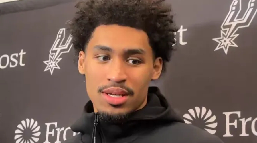 哈珀谈带伤出战：这是季后赛，我想上场也知道自己会上场   NBA季后赛...