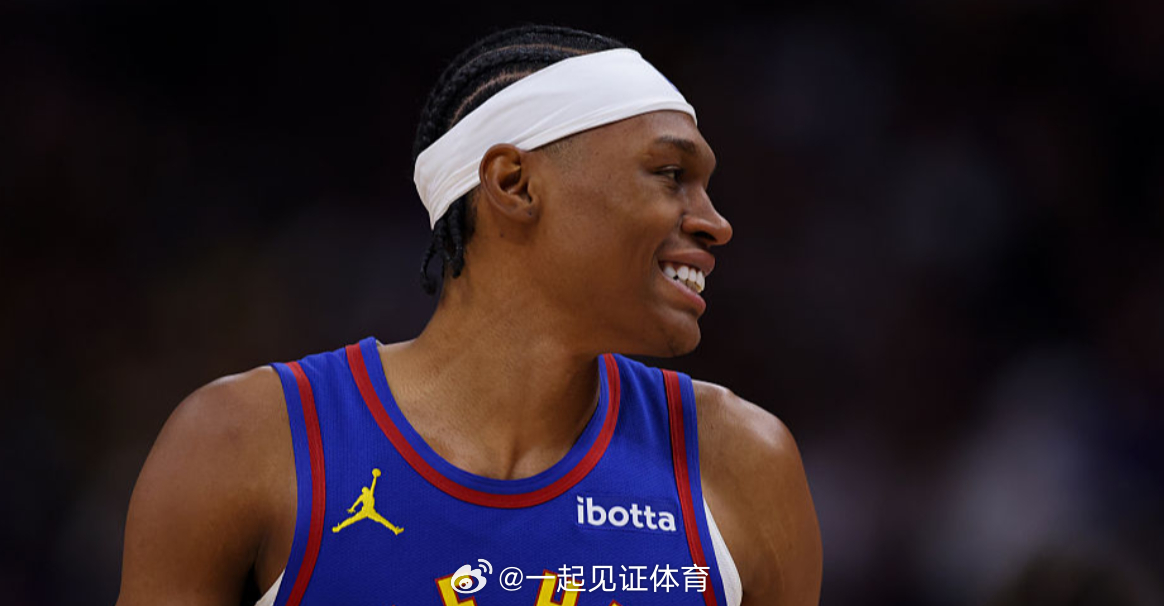 沃特森拒绝了雄鹿、开拓者和快船的报价，最终选择骑士。据ESPN记者Sh...