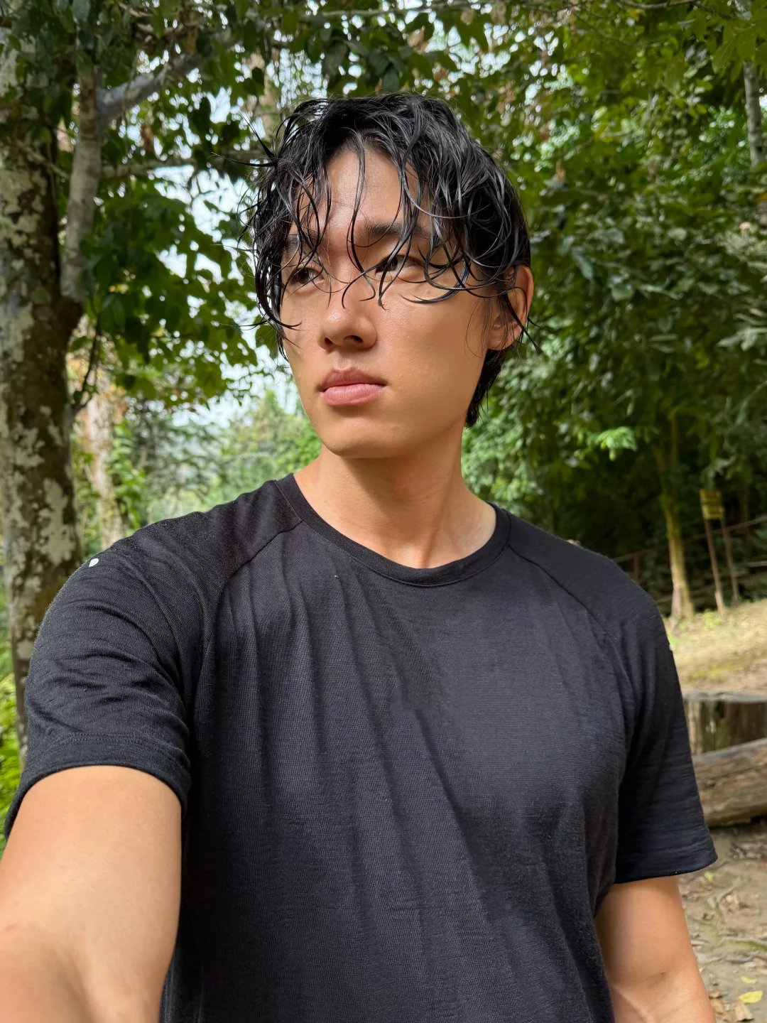 沾沾瀑布思密达