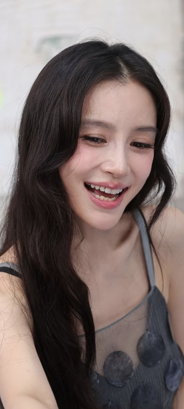 杨颖米兰时装周生图