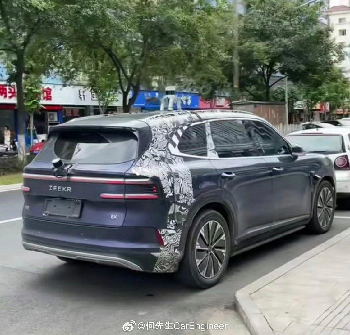 纯电极氪8x也在路测了，期待吗？
#极氪8x# ​