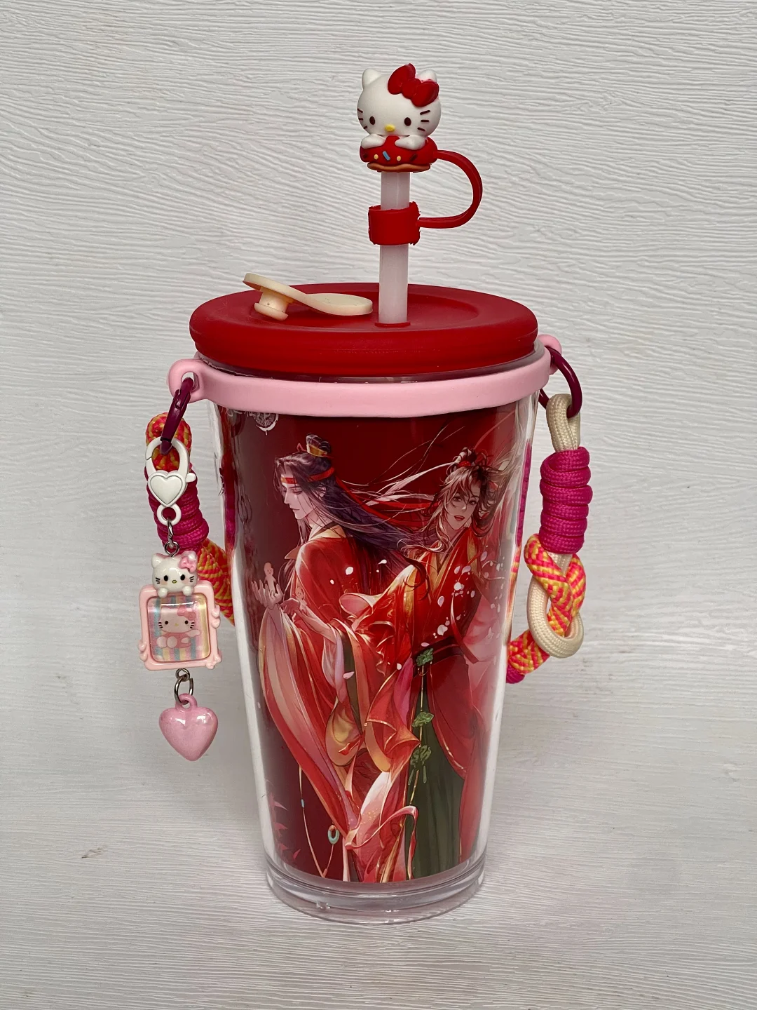 喝完的瑞幸咖啡杯子千万不要扔 ！！！！！