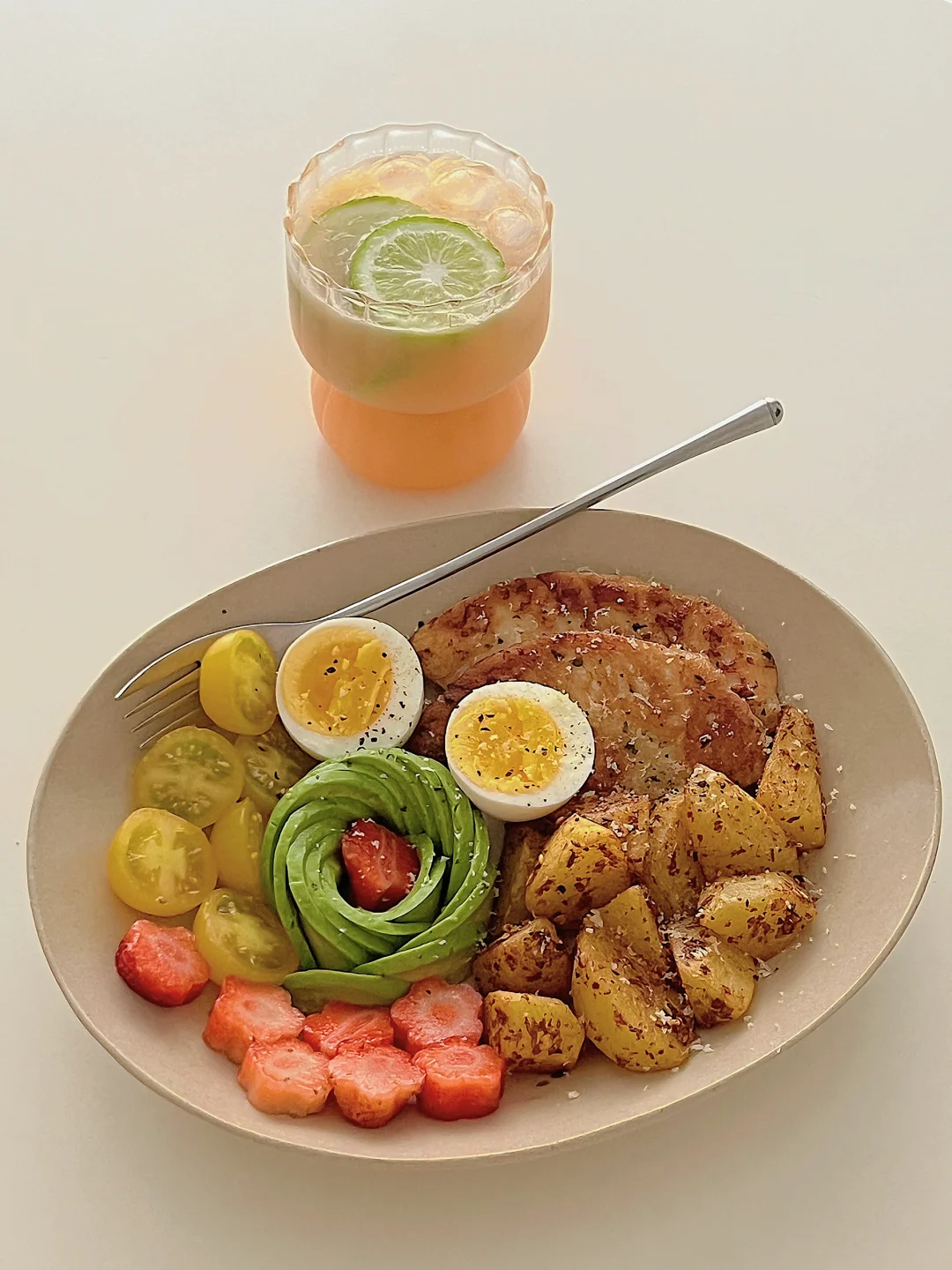 干净饮食✨鸡胸肉烤土豆牛油果拼盘🍽️