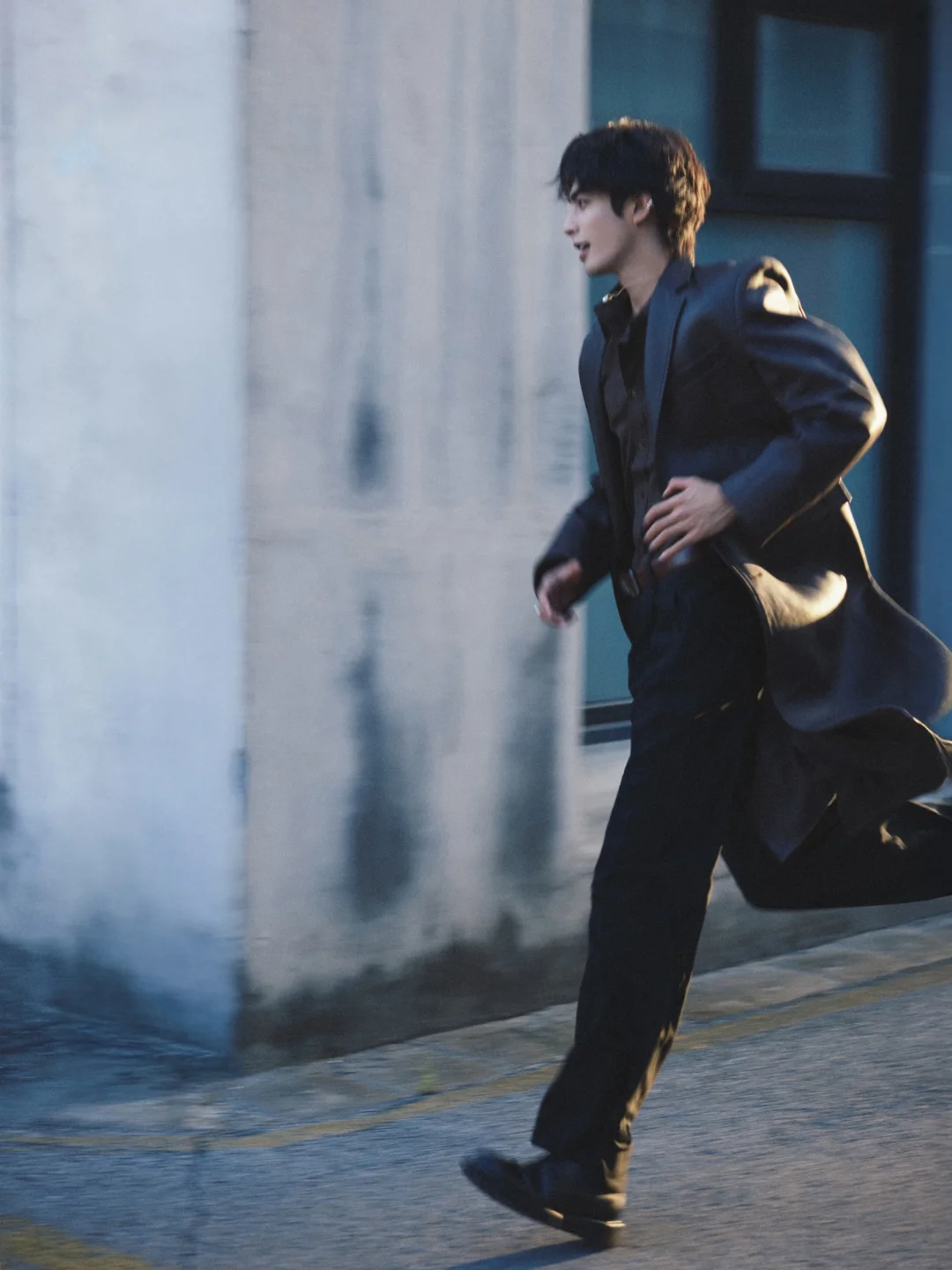 宝藏作者｜金呆了