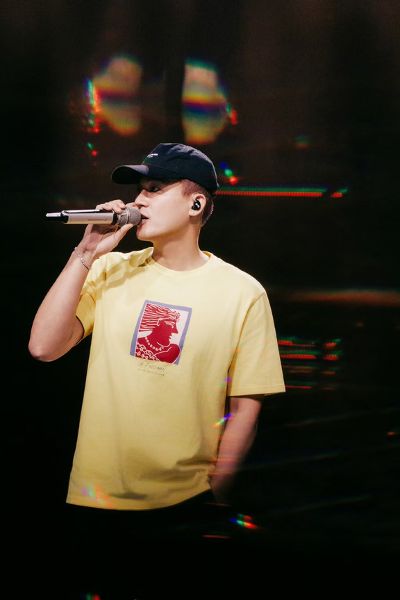 𝑻𝒐𝒅𝒂𝒚 🎤
