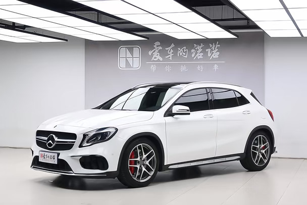 奔驰GLA45，原漆素车，3万公里接近准新