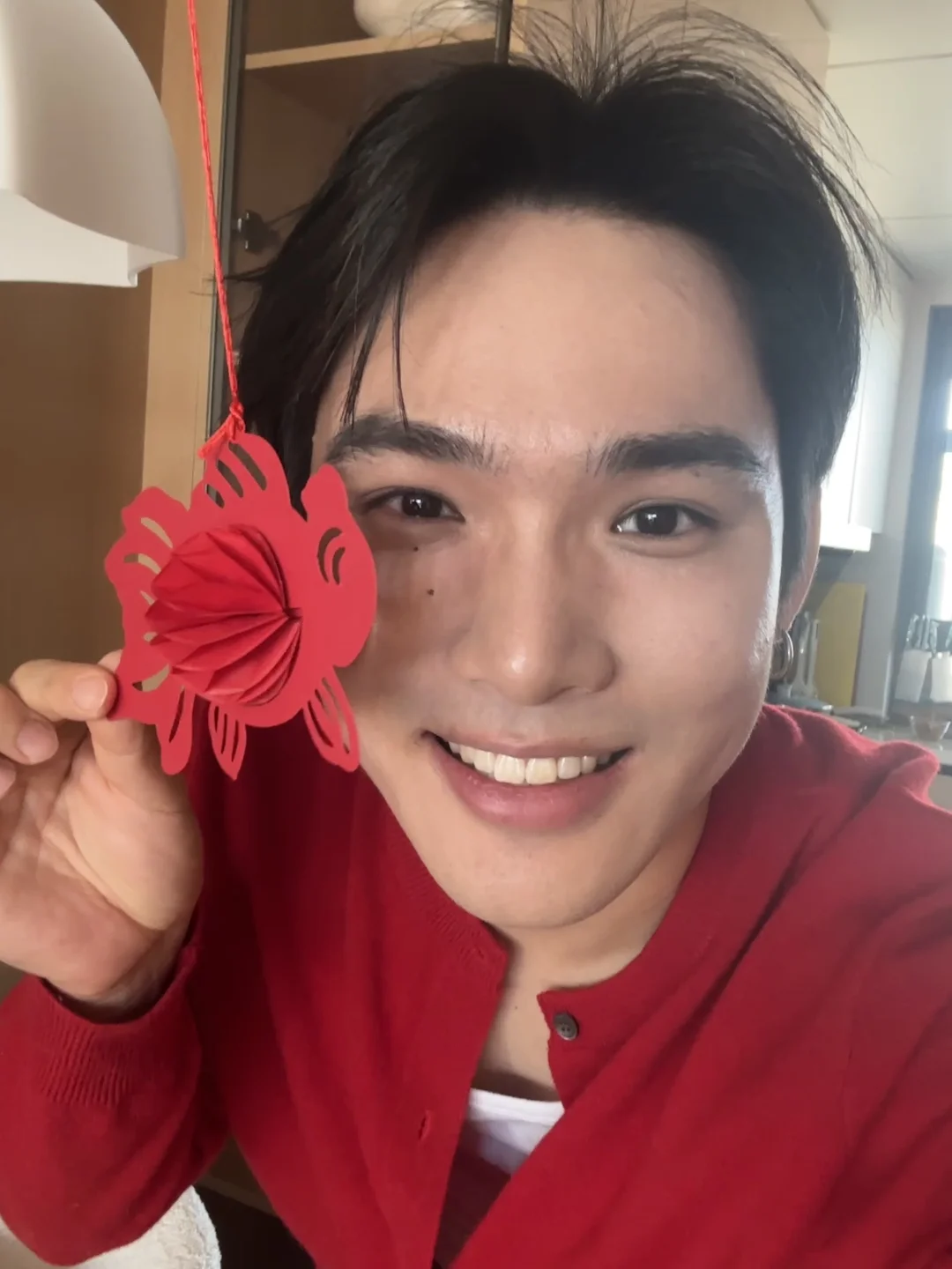 好喜欢宅在家里啊… ps： 妹妹在说我自恋…