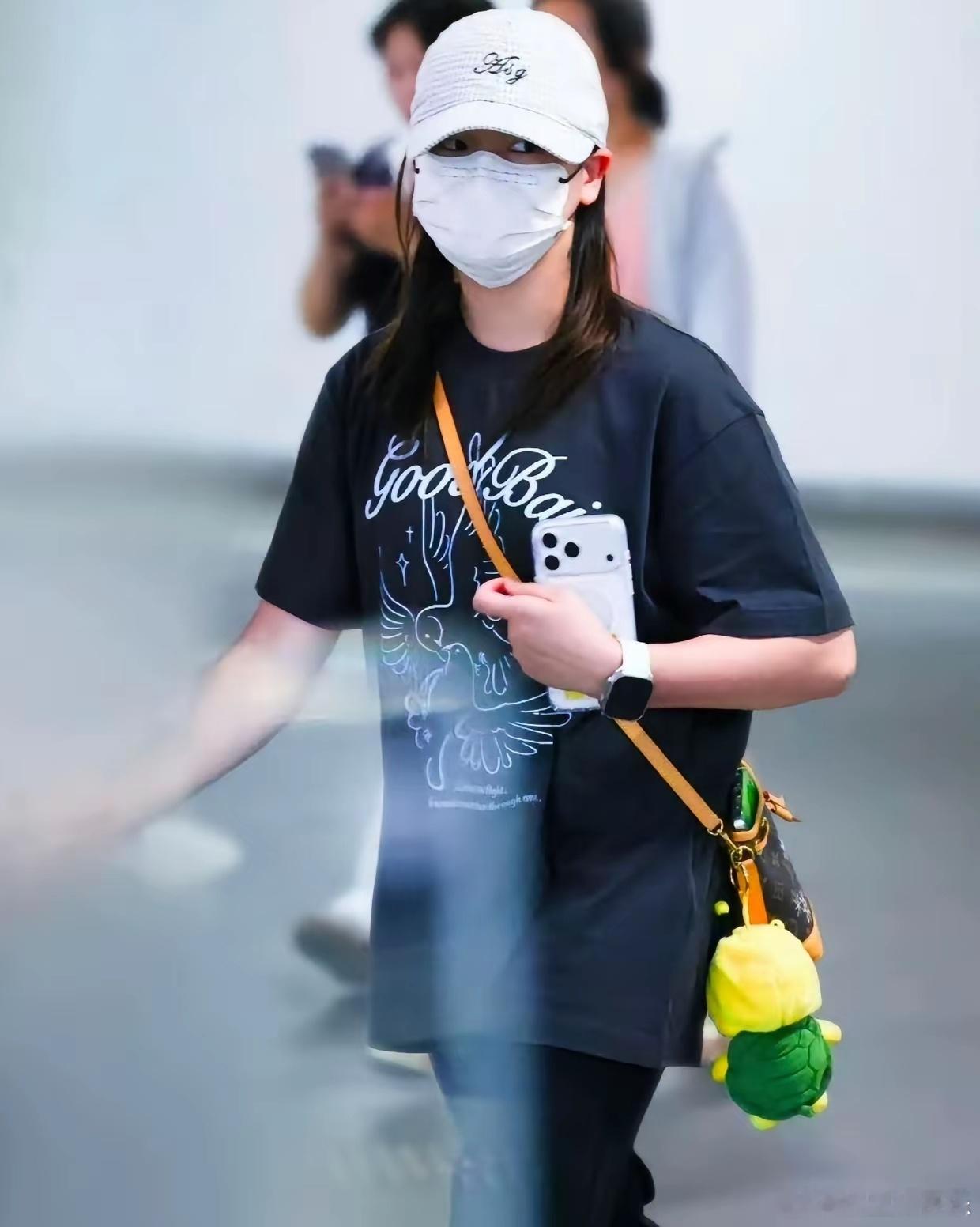 刚去扒了一下全红婵。不扒不知道，一扒真感慨。 你们都在说她漂亮了瘦了长...