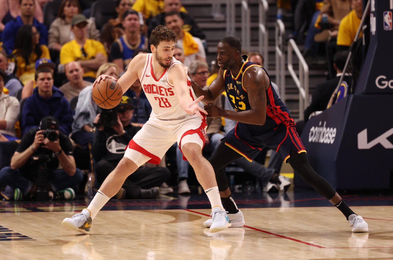 #NBA[超话]# 阿里纳斯：申京打了五年还没靠谱中投 应学追梦的扬长避短 ​