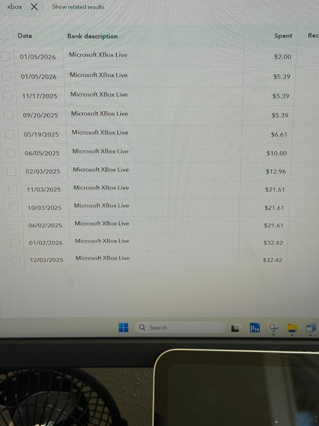 前有人用公司的卡刷任天堂
右有xbox
综上所述：索尼你输了 ​