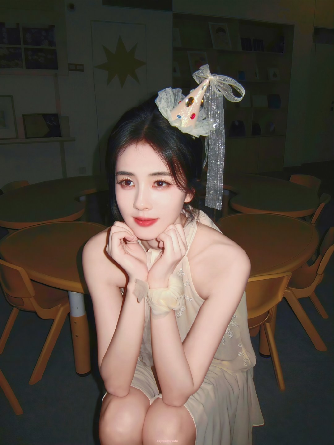 我的眼里都是你

☁️#白鹿十周年实体专# 
☁️#白鹿开到荼蘼被挟持路透# ​
