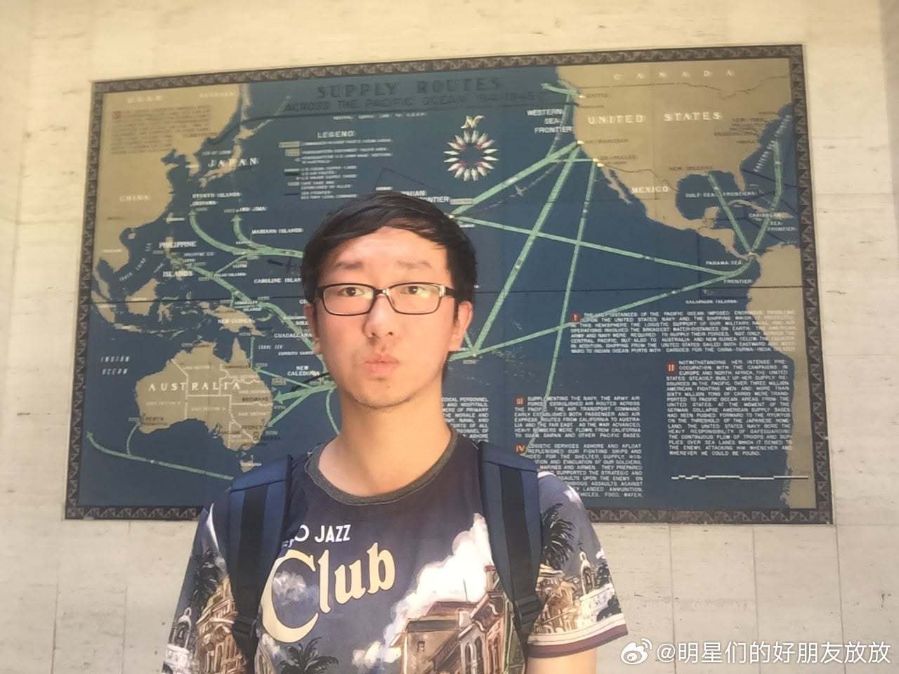 【万水千山走遍丨热情东南亚】菲律宾：马尼拉
清晨，我踏入古老的王城区，斑驳的石墙和马车迎面而来，仿佛瞬间穿越回了十六世纪。在庄严的马尼拉大教堂与世界遗产圣奥古斯丁教堂驻足，穹顶之下的精美雕刻无声诉说着厚重的历史。午后转至黎刹公园感受当地人的悠闲步伐，随后乘车前往现代化的高楼林立区 ​