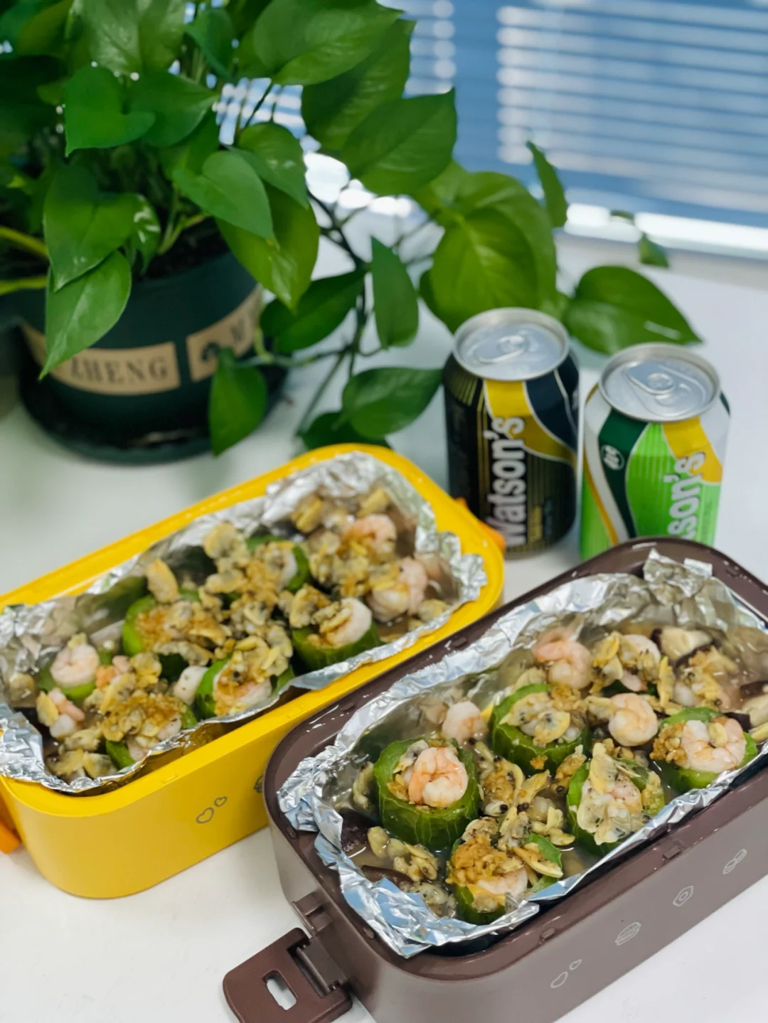 午餐打卡：虾仁蛤蜊肉蒸丝瓜