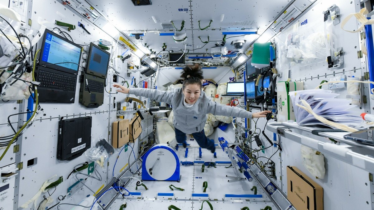 为什么大家都不提中国空间站了？并不是没脸提，也不是简单地和国际空间站比差距！中国空间站可不是“没消息”了，而是从“大张旗鼓搞建设”变成了“稳扎稳打搞运营”。稳扎稳打中，中国几年后可能会成为唯一拥有太空空间站的国家！

2030年，可能成为全球载人航天发展的一个重要转折点。美国正在为国际空间站寻找接班