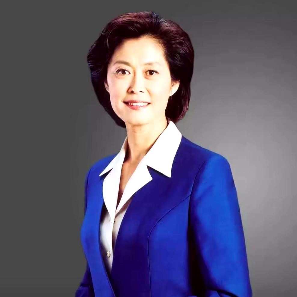 当还在回看那段沉着的播报时，忽然刷到消息——据报道，近日敬一丹因脑出血被抢救近三