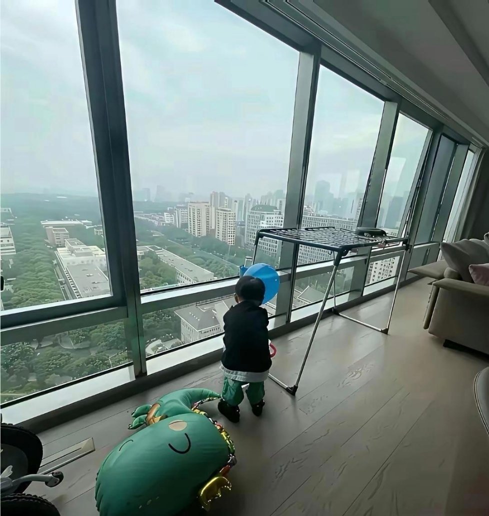 沈腾这房子炫的，我是哑口无言 ​