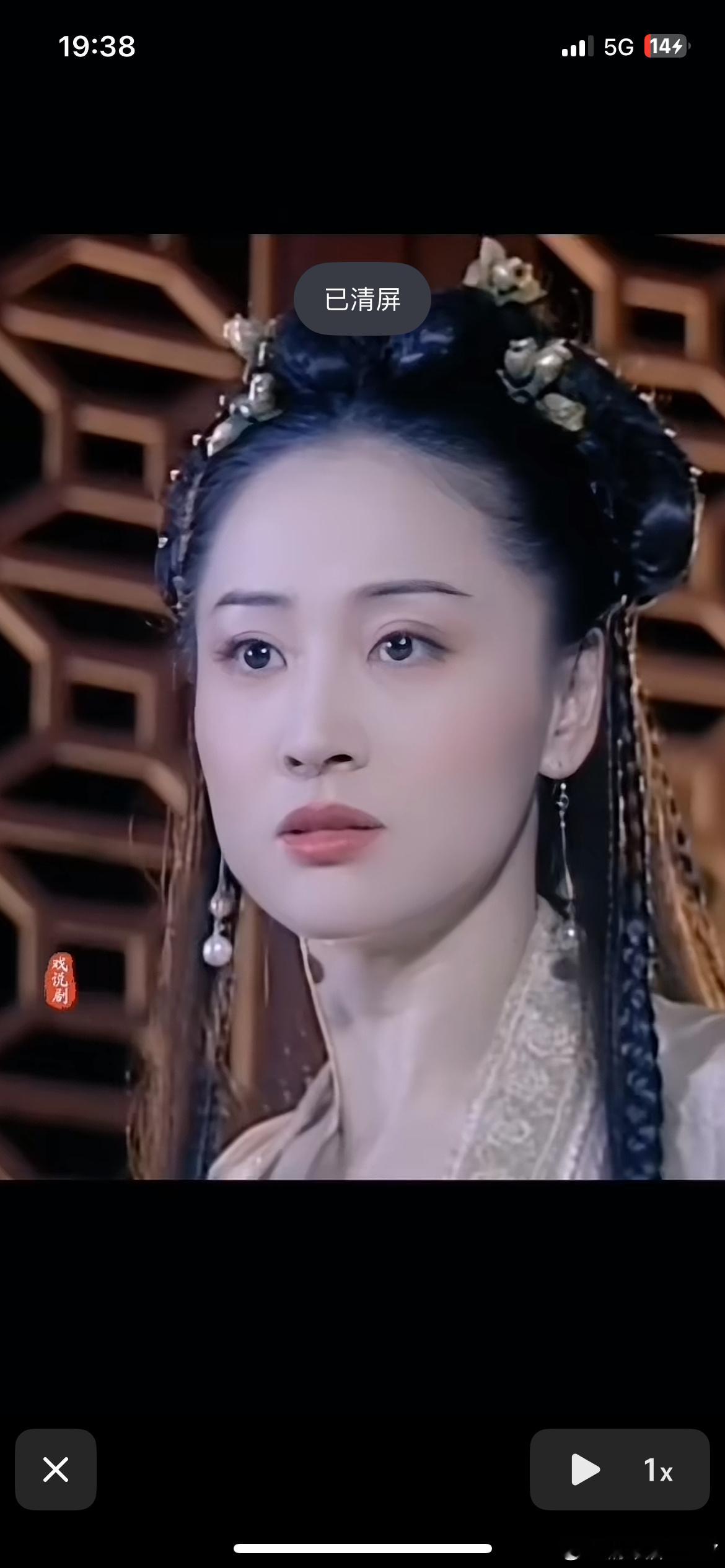 我发现一件事，知名男作家写的小说逻辑都是可以自洽的，女作家的东西真经不...