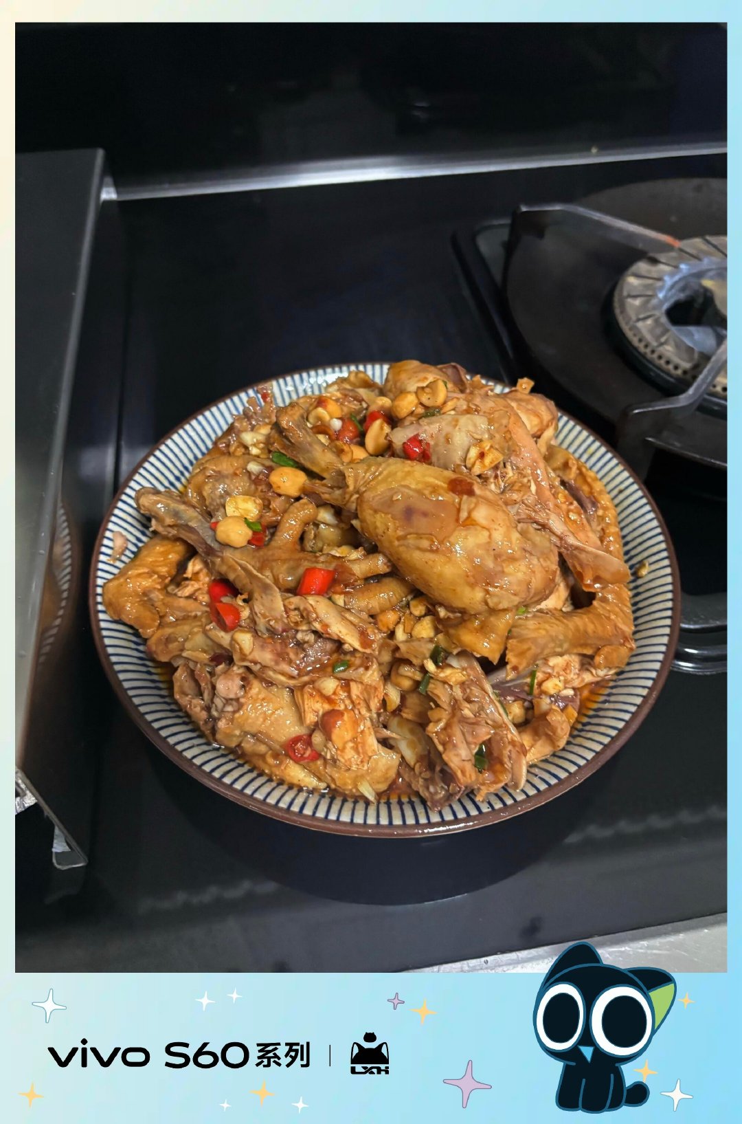 #vivo[超话]# 妈妈呀！家常菜就是yyds！花菜，蘑菇，再加个鸡肉，整个人都熨帖了。外面再花哨，也不如这口踏实~ ​