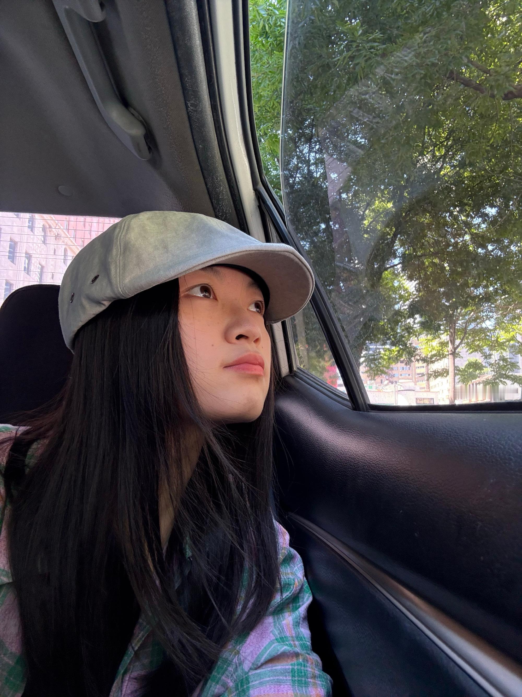 念念不忘1、在大连和人搭话是一件很自然的事，大连人说话感觉很温柔。问了...