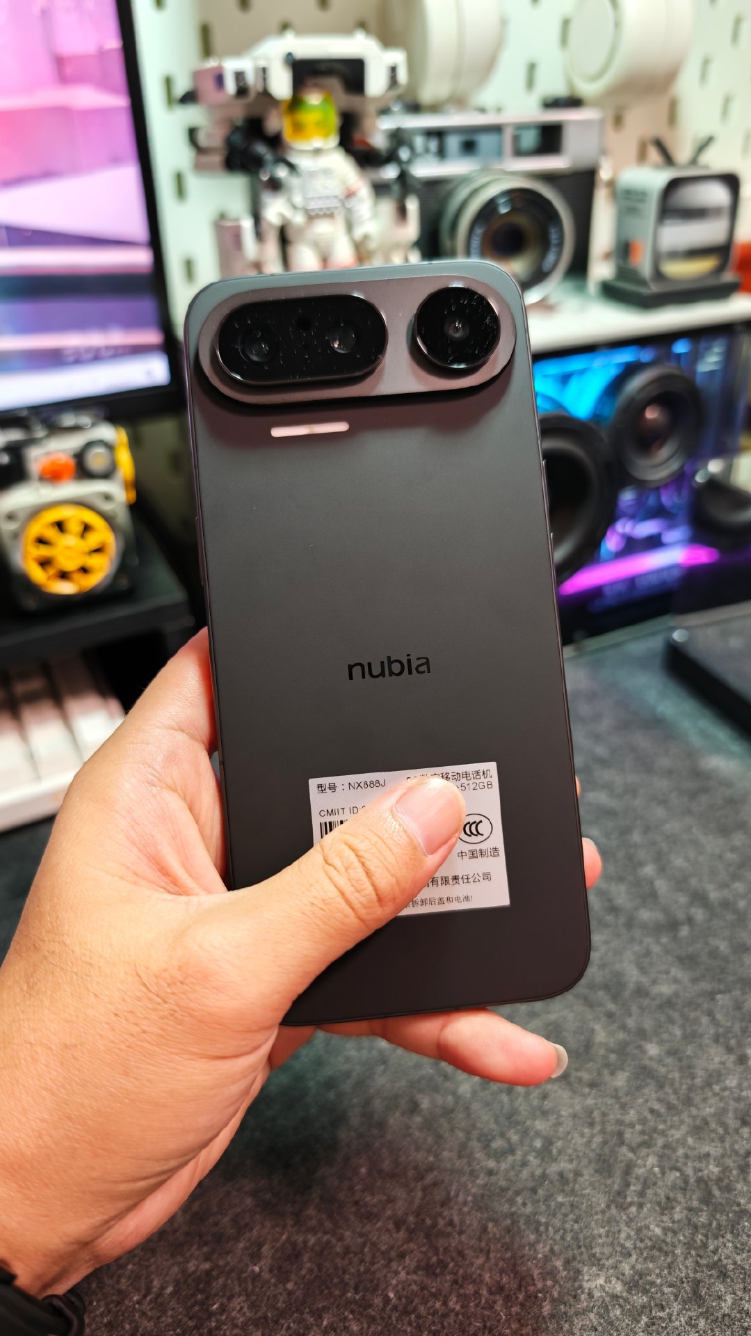 努比亚NaviX Ultra手机到手，大家有什么想问的？#努比亚[超话]##努比亚NaviX Ultra# ​