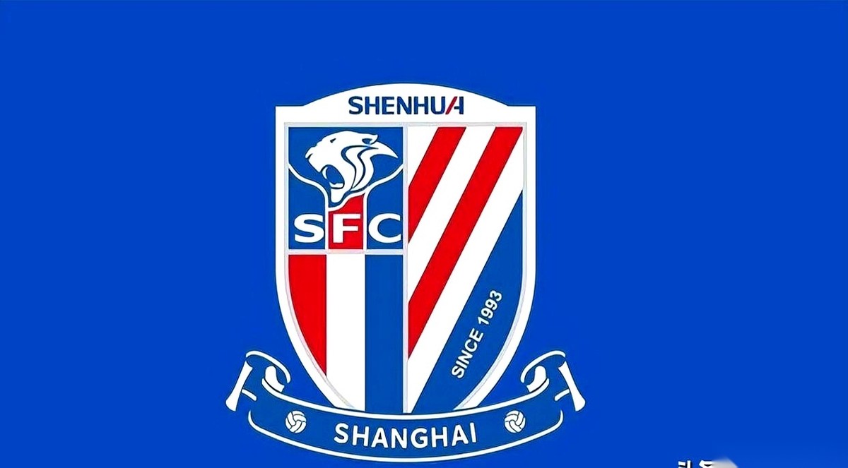 上海申花今晚对阵新加坡淡滨尼流浪者，直接放弃了中足联允许额外注册两名专属外援的机会。
同期的海港签了格劳和坎波斯，国安补了杜齐亚克和阿科洛，申花却因为亚冠二级联赛的奖金低而觉得没必要增加成本。
吴曦、朱辰杰和杨皓宇被亚运队征召后的中场和后防空缺，交给了高天意与汪海健去填补。
职场上碰到那种“钱少事多