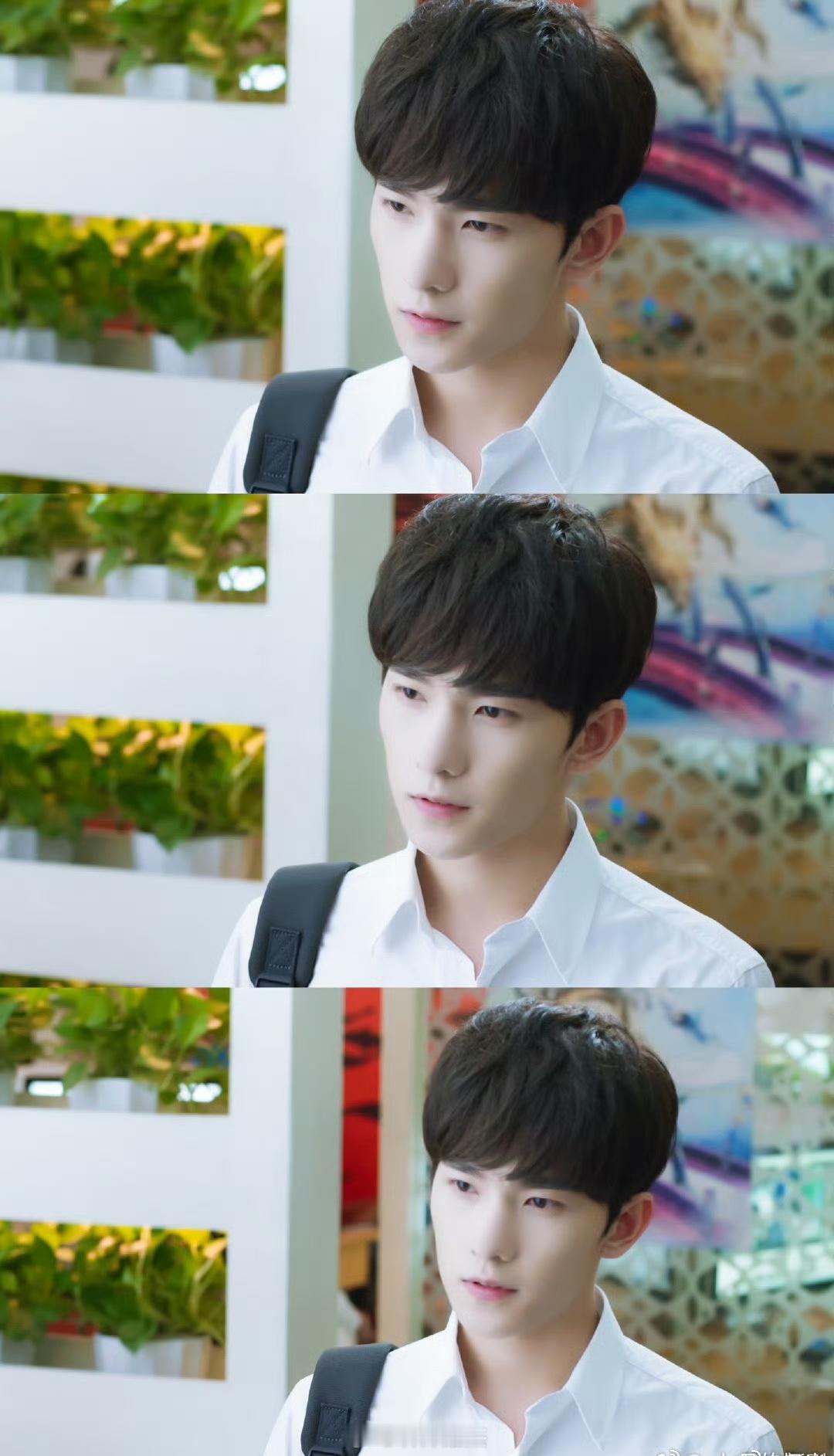 #杨洋[超话]#还记得蹲在电视机前准时看肖奈的日子吗？转瞬间十年已过，肖奈师兄都迎来了他的十周岁生日啦🍰🍰🍰
时间过得太快，有点感慨，喜欢的偶像如今依旧是炙手可热的存在。
2011—2026  十五年啦，以前的偷偷关注，现在的光明正大的喜欢，下一个五年，十年，十五年，二十年，愿我们依然不忘 ​
