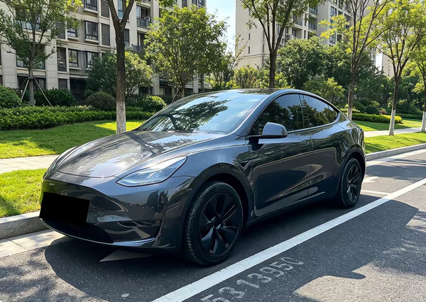 24年特斯拉Model Y 长续航 全款:17.6🌈🌈🌈