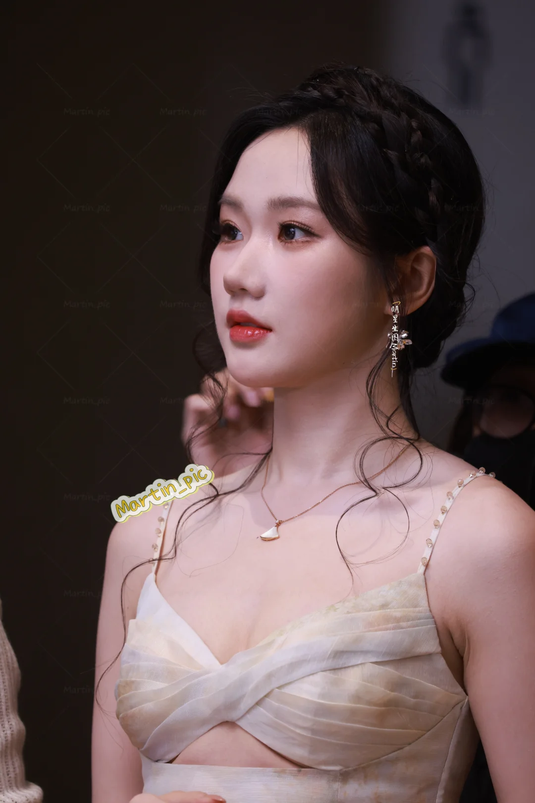 张晋宜 红果活动生图掉落~