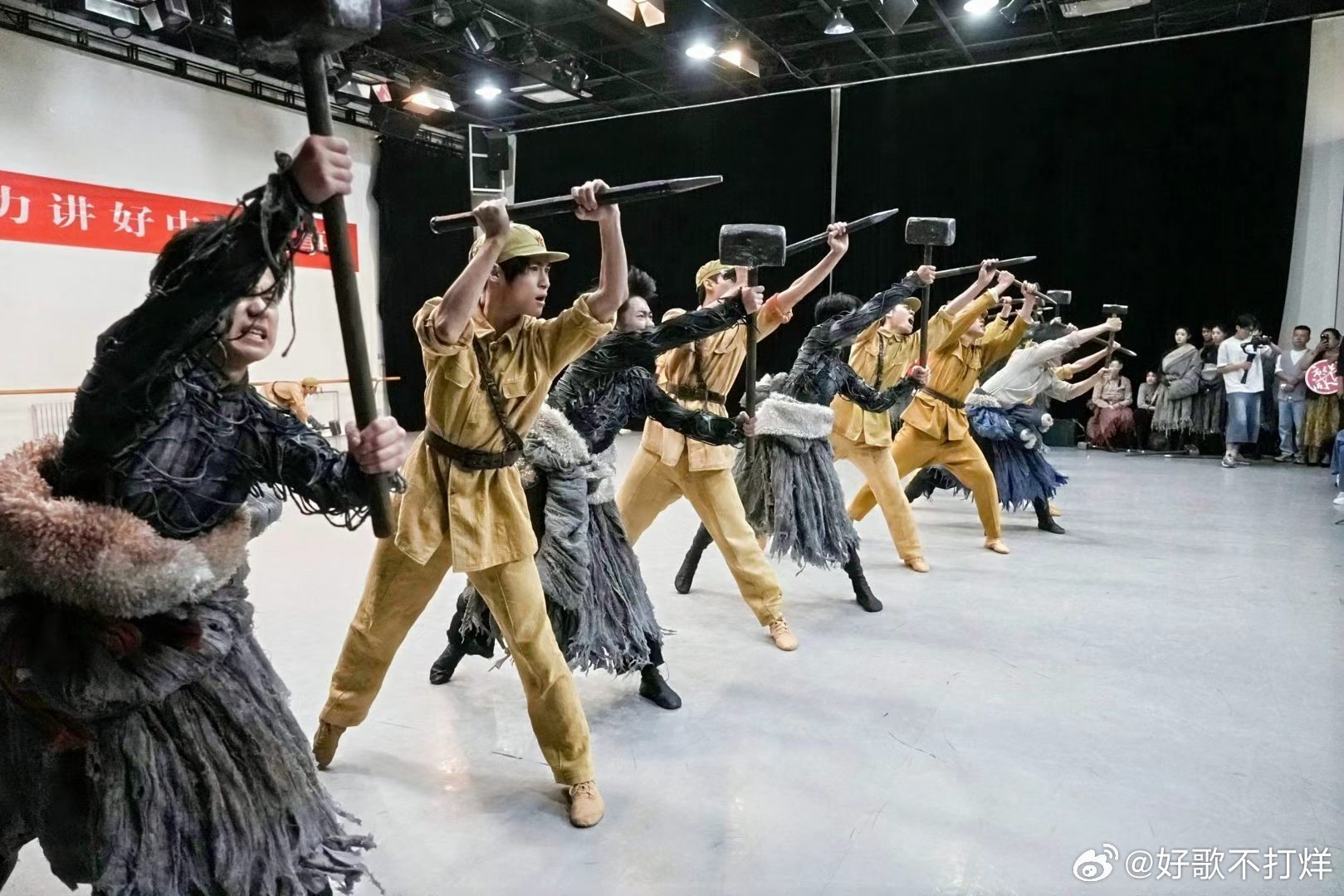 复兴有我。现场沉浸式领略舞蹈之美，见证党外代表人士深耕民族文艺、守正创...
