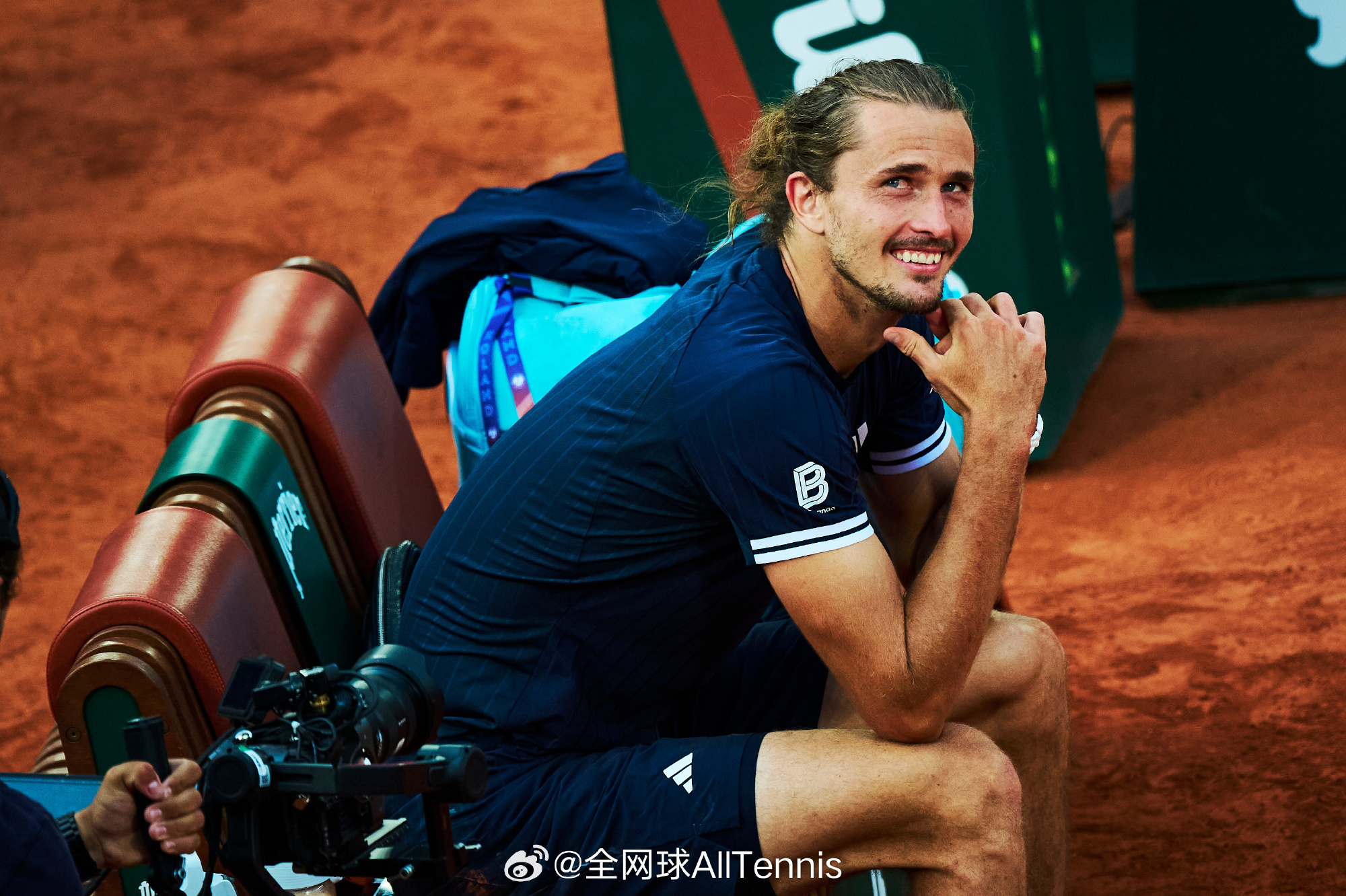 ATP  兹维列夫：我希望成为世界第一，哪怕只当一周 兹维列夫在法网夺...