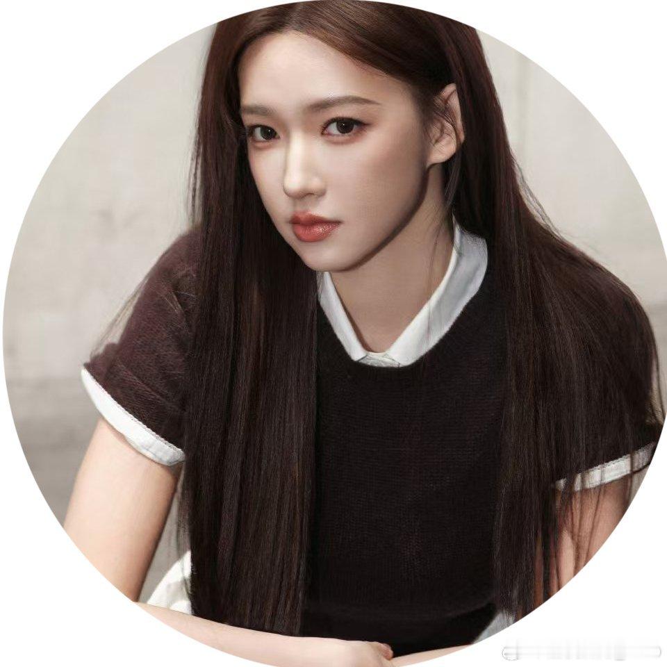 #程潇[超话]# cx#程潇美得像个年画娃娃#cx#程潇珍珠美人妆#

把玫瑰藏于盛夏 把海棠藏于深秋Hide roses in midsummerand begonias in late autumn”

​