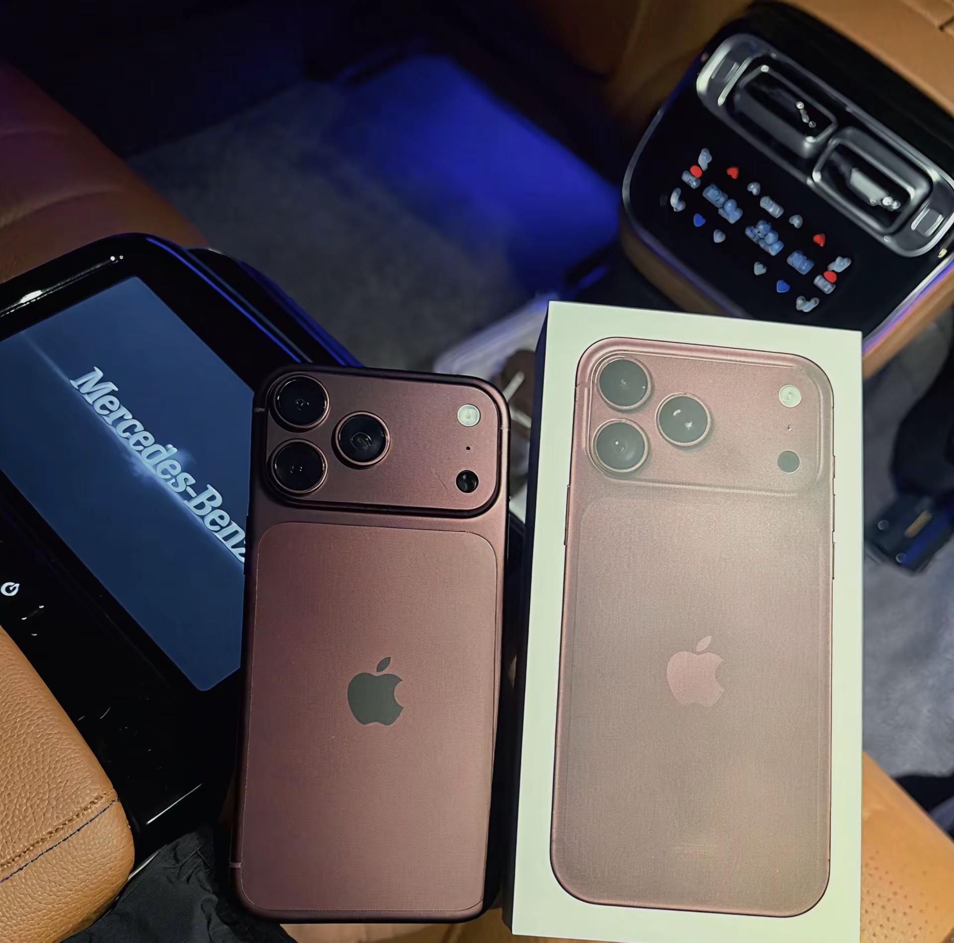 新机就位｜iPhone18 Pro Max 勃艮第红手握一抹红，愿账户一路飘红静待股市行情向好📈喜提爱机 苹果 苹果手机 promax iphone18